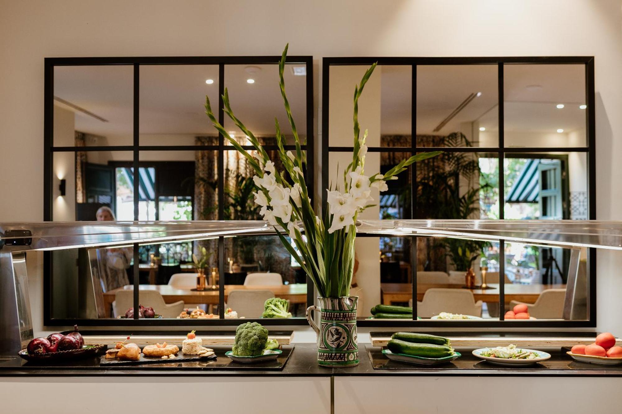 Hotel Estepona Plaza Eksteriør billede