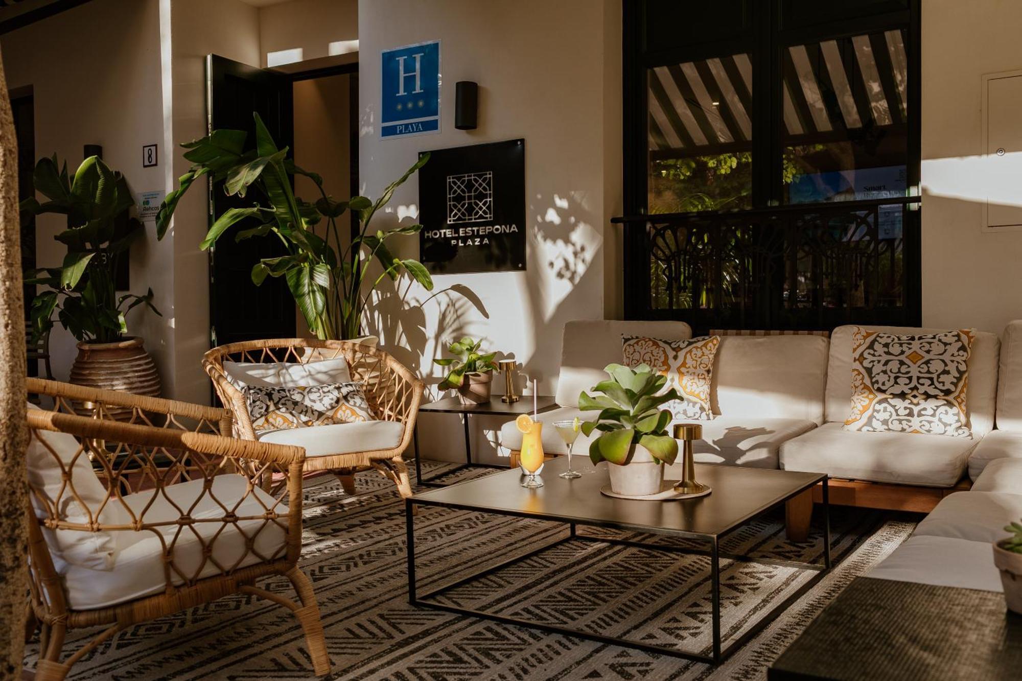 Hotel Estepona Plaza Eksteriør billede